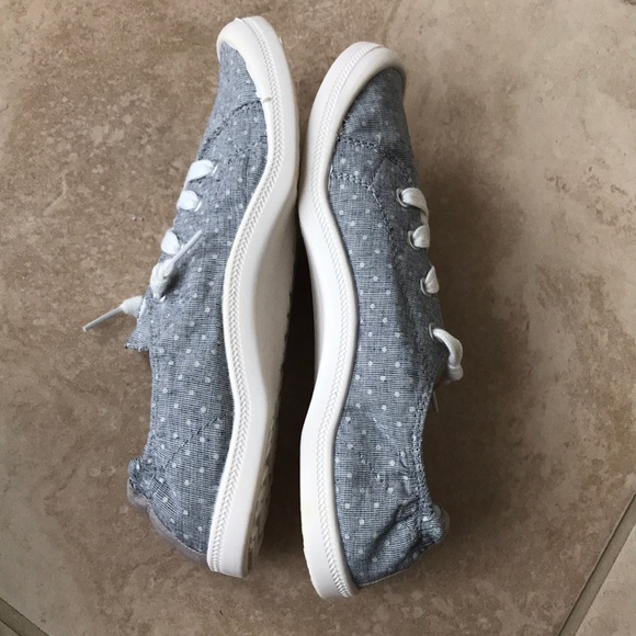 Madden Girl Lace Up Canvas Sneakers - Picture 7 of 8